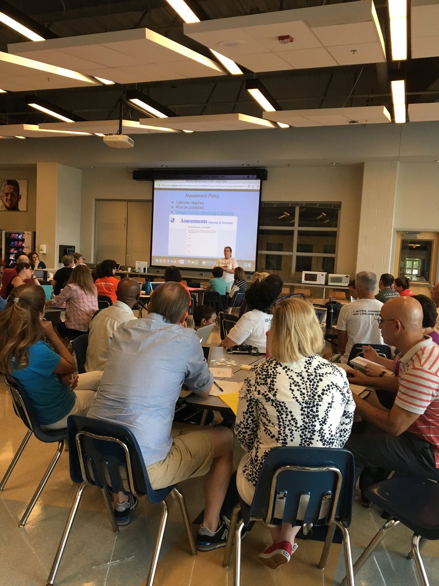 teacherburgos's tweet photo. W-L IB teachers meeting to learn more about the Core: TOK, CAS, EE  #APSLearns #APSDayoflearning ⁦@WLHSIBProgram⁩ https://t.co/HX9xuGVFqA