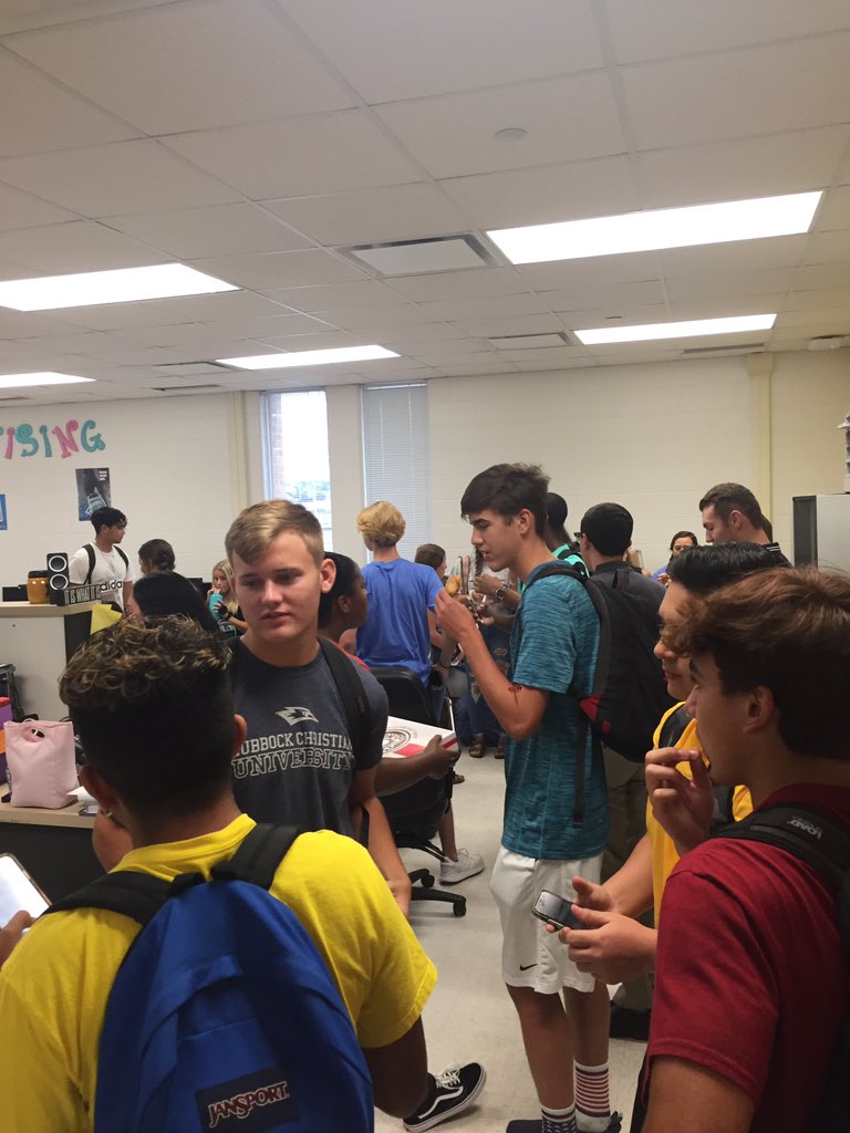 Clemens_DECA's tweet photo. Our first meeting was a success!  If you missed it stop by E204 for details! #HereWeGo @SamuelClemensHS #GoBuffs!! https://t.co/eVuVmFqqsv