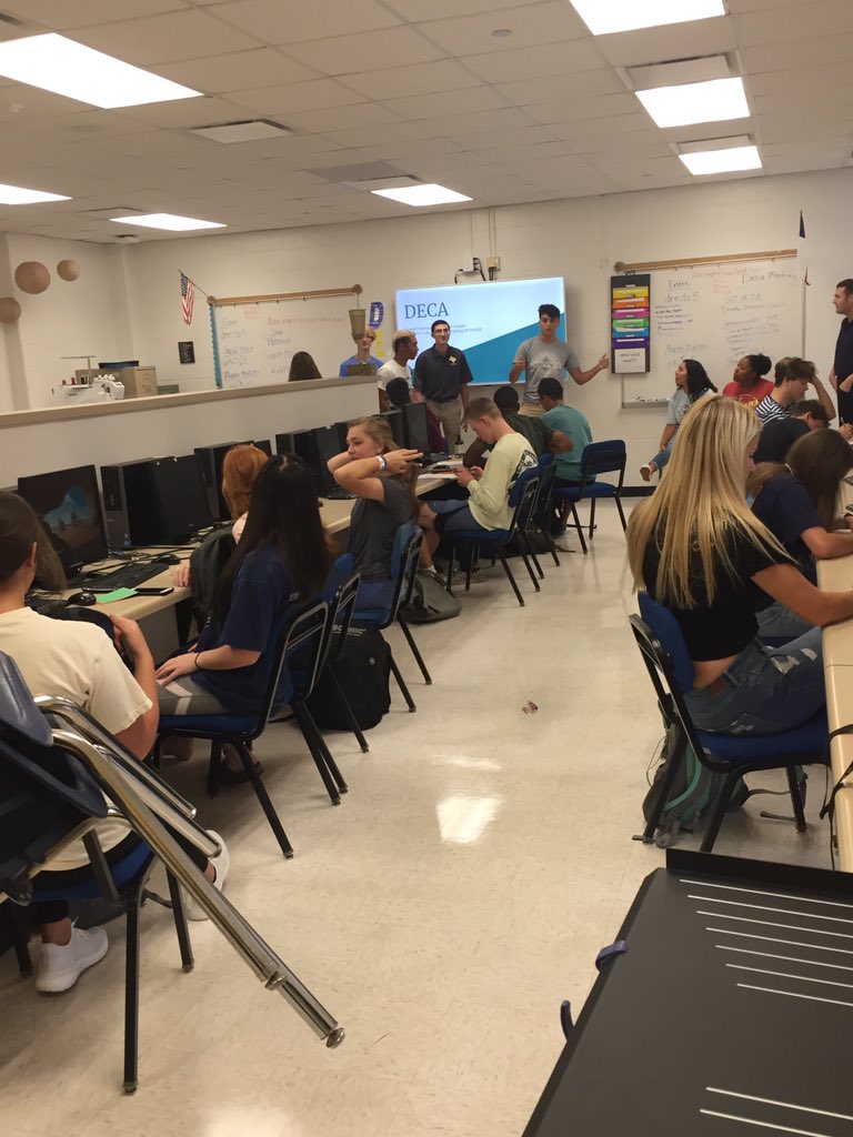 Clemens_DECA's tweet photo. Our first meeting was a success!  If you missed it stop by E204 for details! #HereWeGo @SamuelClemensHS #GoBuffs!! https://t.co/eVuVmFqqsv