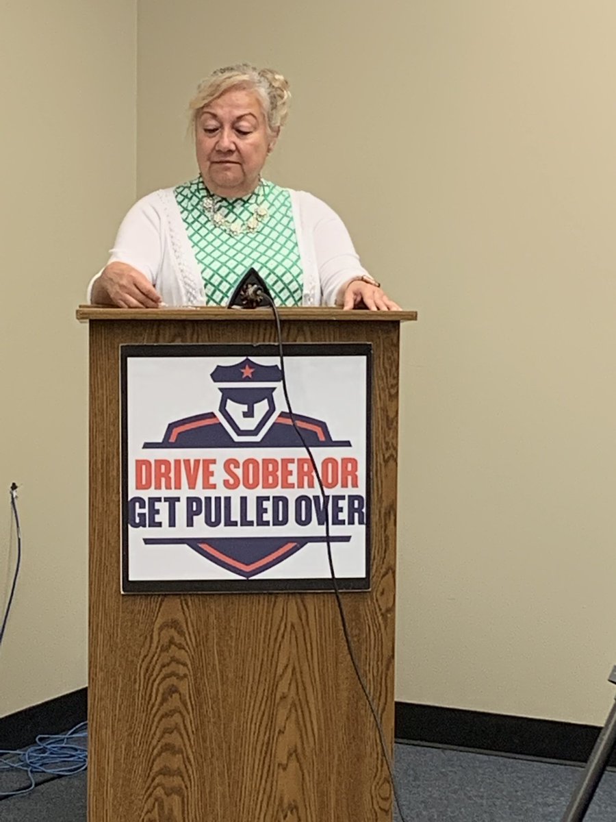 enduiok's tweet photo. Liz Gifford with the Tulsa Area Sage Communities group kicking things off in Tulsa. #ENDUIOK #DriveSoberOk https://t.co/Ume7flE8H5