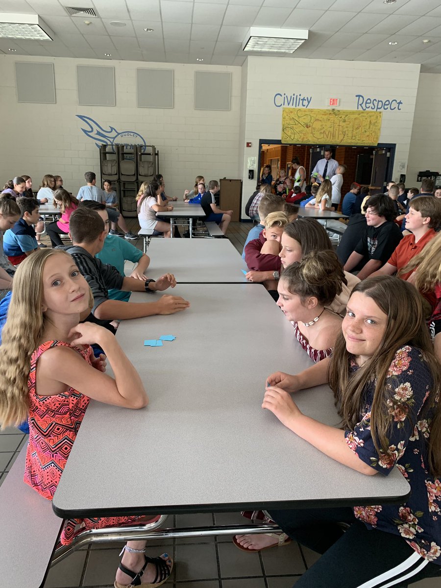 DmsWolves's tweet image. DMS Grade 7 team builder #DMSrocks @DMS_LeadLearner