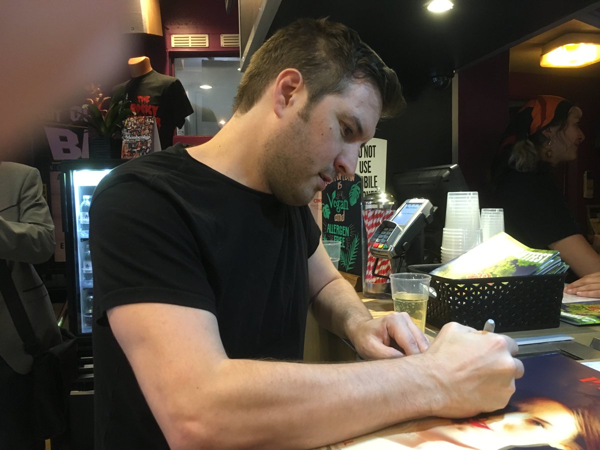 PatronShortFilm's tweet photo. Writer and Co-Director @TearsInRain1  signing the @PatronShortFilm poster at our premiere screening🙂
Trailer: https://t.co/tDJVB852fg
#MeToo #Womeninfilm #PatronFilm https://t.co/wup5qccIWo
