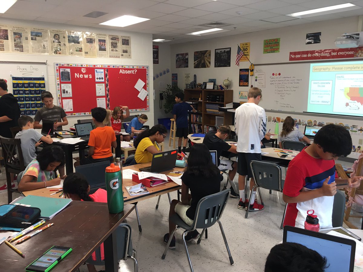 ClassicSassak's tweet image. 7th Grade History Ss @BAM_MS_Official working both independently and collaboratively on their first PL activity of the year on the Geography unit. #the5Cs. #bamyr3