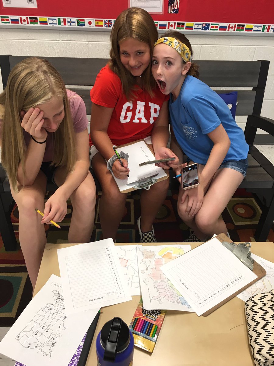 ClassicSassak's tweet image. 7th Grade History Ss @BAM_MS_Official working both independently and collaboratively on their first PL activity of the year on the Geography unit. #the5Cs. #bamyr3