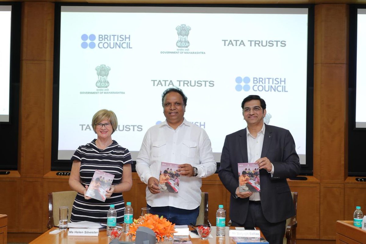 So inspired by the fantastic stories about the difference ##Tejas4Ed has made to teachers’ and pupils’ lives across Maharashtra! Huge thanks to Hon Minister <a href="/ShelarAshish/">Adv. Ashish Shelar - ॲड. आशिष शेलार</a> and @Satiyajit_Salian <a href="/tatatrusts/">Tata Trusts</a> for launching #TejasBookofChange with <a href="/inBritish/">British Council in India</a> today