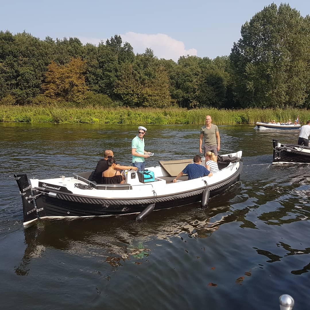noordwijkevents's tweet photo. Topweer voor onze 40 gasten tijdens de #interactieve #tablet #TeamGame #tabletgame op de #Kaag #Kagerplassen @OlympiaCharters #bedrijfsuitje #sloep #varen #sloepentocht #uitje #afdelingsuitje #teambuilding #personeelsuitje https://t.co/8a0kEoj6XG