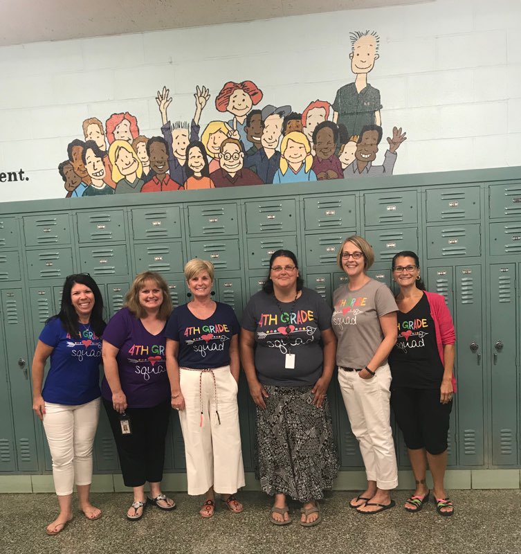 rmd0032's tweet photo. My 4th Grade Squad 💜 https://t.co/pd3NsGx8p6