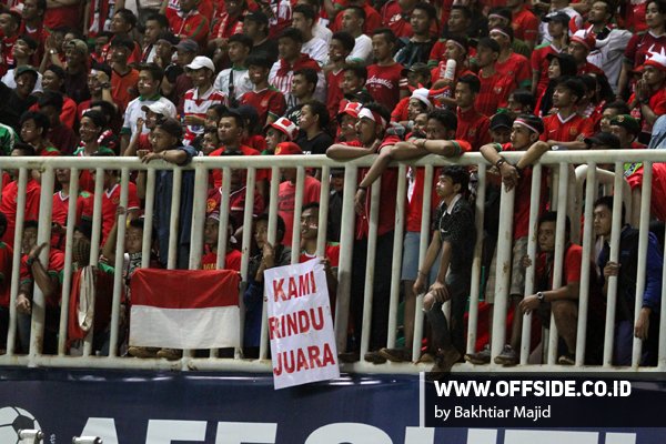 offsidecoid's tweet photo. PSSI Asuransikan Penonton Timnas - https://t.co/zKdxCKDm24 – Masyarakat penggila bola sepak banyak yang mengeluhkan harga tiket kualifikasi Piala Dunia 2022 melawan Malaysia yang mahal. Dengan cepat PSSI pun memberikan jawaban atas keluhan masyarakat tersebut.
Tiket termurah k... https://t.co/fW76Zgsswo