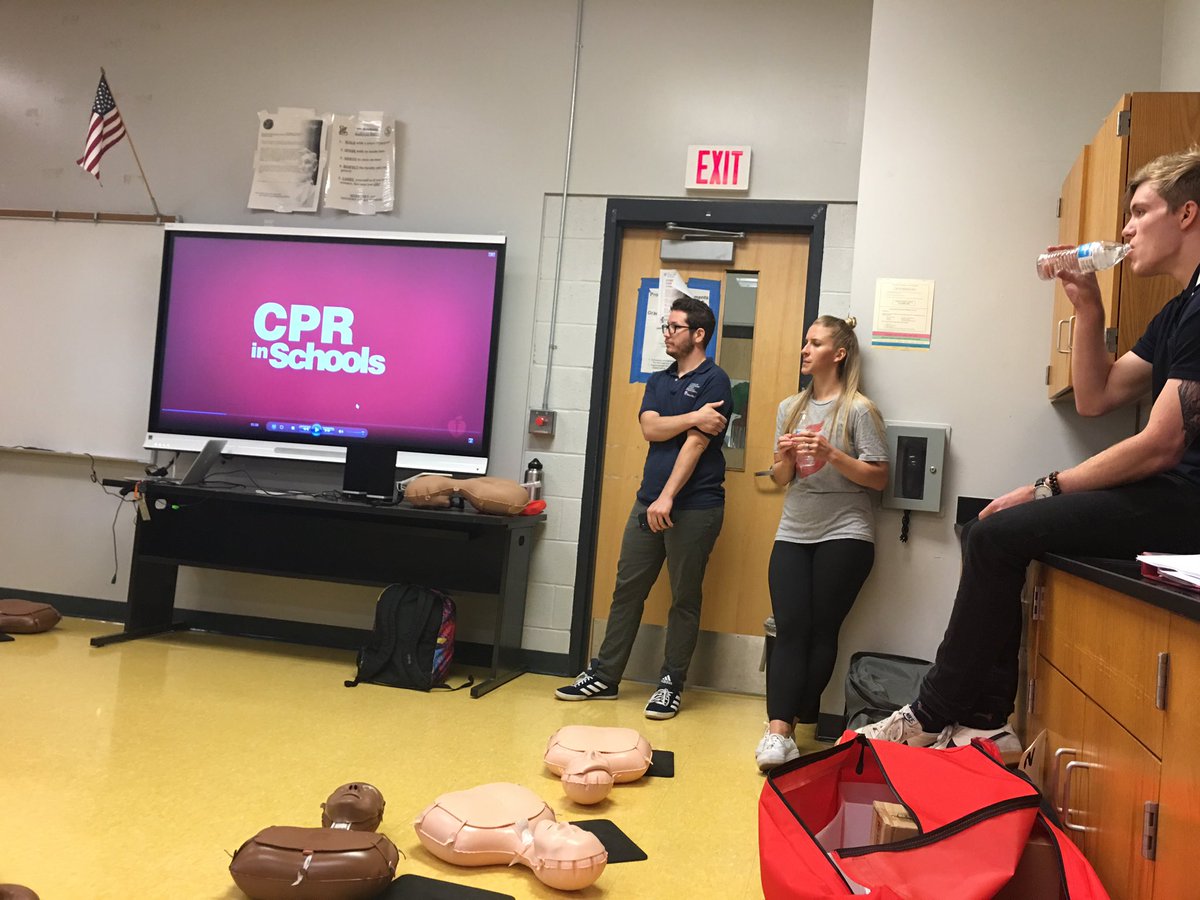 MobileCPR's tweet photo. We’re having a great time training @PHLschools PE and Health Teachers to train their students this coming year in CPR. We’ve come together with @AHAPhilly and @ChildrensPhila #CPRreadyphl https://t.co/ZhZvvMPo77