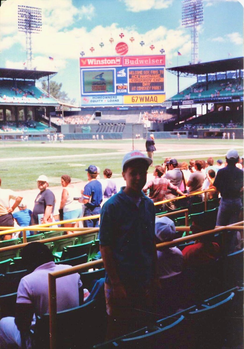 rogbennett's tweet photo. I instantly fell in love with Baseball first time I watched Chicago White Sox at Old Comiskey Aug 3, 1986. Combination of Harold Baines' stoic power, and Ozzie Guillen's gleeful determination, and the tactical shifts which felt like watching “Chess with Chewing Tobacco” 🇺🇸THREAD https://t.co/HOG4zHG8XN