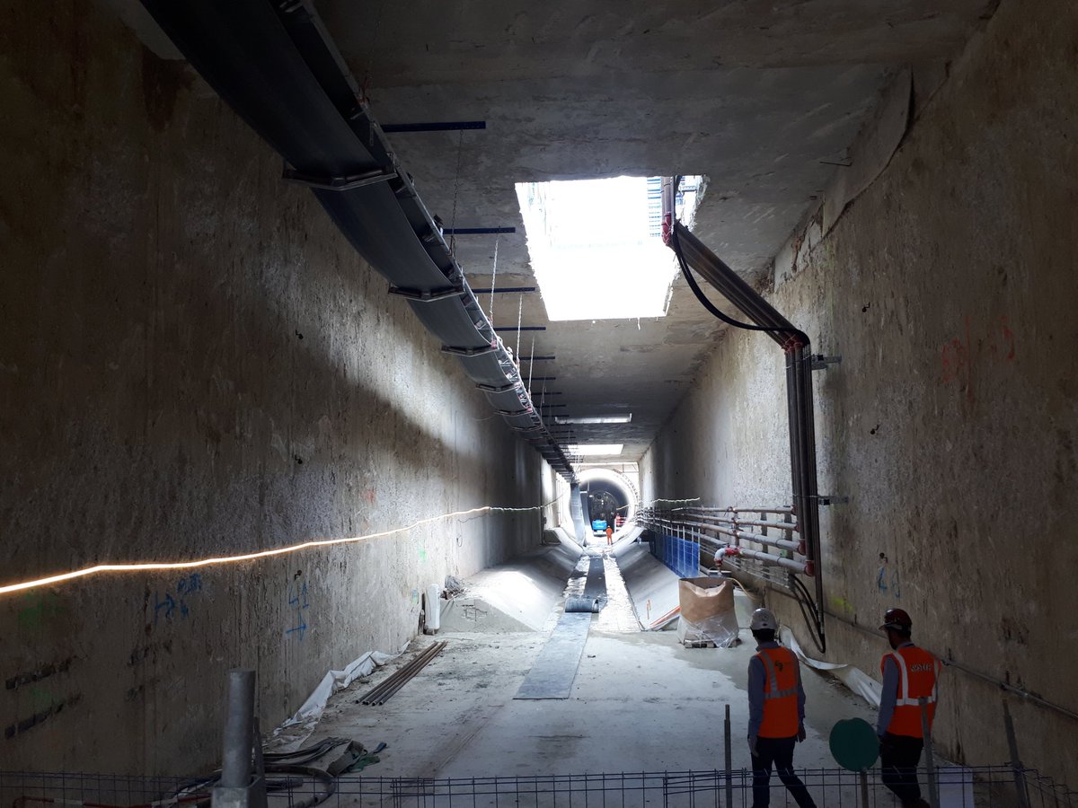 jmzulesi's tweet photo. Rentrée sur le terrain avec la visite du chantier de prolongement @Ligne14_RATP et du tunnelier Kumba qui creuse depuis Orly 🚈⛏
👏 L'excellence de notre ingénierie 🇫🇷🇪🇺 au service d'une #mobilité toujours +simple et +propre pour tous
#GrandParis #LOM @Elisabeth_Borne https://t.co/hAEU4ROQnv