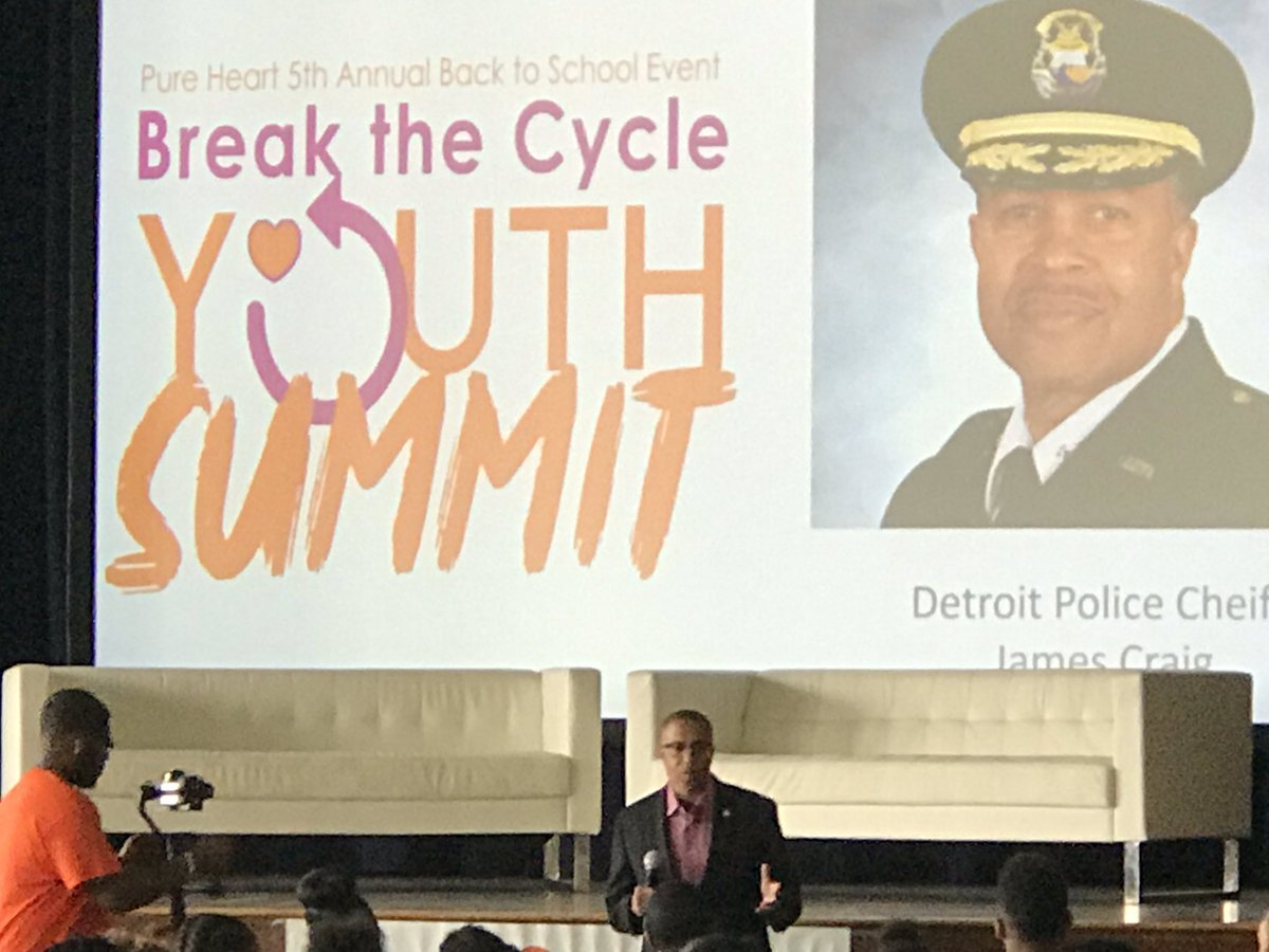 The best way to start the week is to give back! Honored to volunteer at the back-to-school summit benefiting children of incarcerated parents through the pureheartfoundating.org #attcares <a href="/dksoutiere/">Derek Soutiere</a> <a href="/chrisdonan/">Chris Donan</a> <a href="/SherelleHogan/">SherelleHogan</a> <a href="/TheAnneChow/">Anne Chow (周慧安)</a>