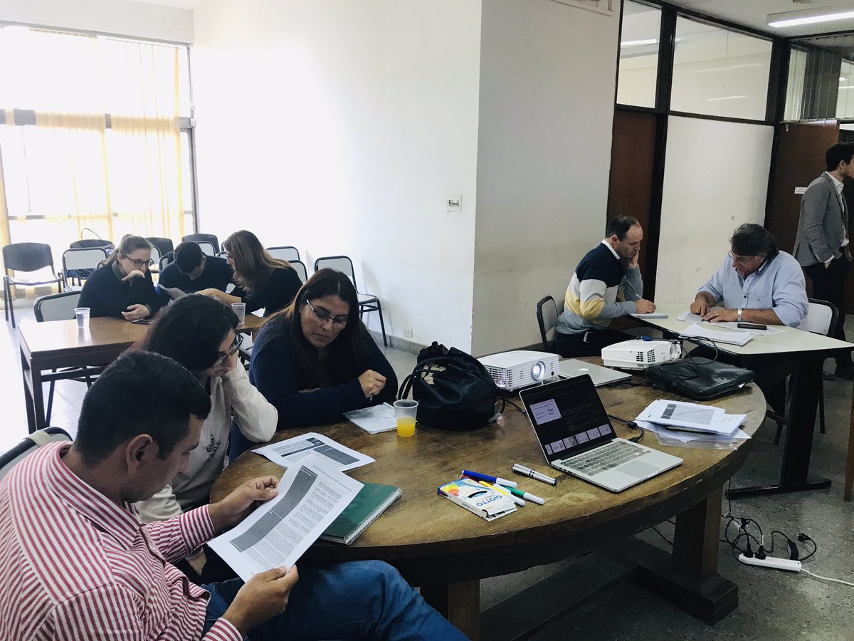 polilabunr's tweet photo. En marcha el primer encuentro presencial de #InnoFe: capacitación  sobre innovación para las cooperativas de Santa Fe, co-creada junto a ellas y #Educoop 💪🙌 https://t.co/ybx4fRcZwo
