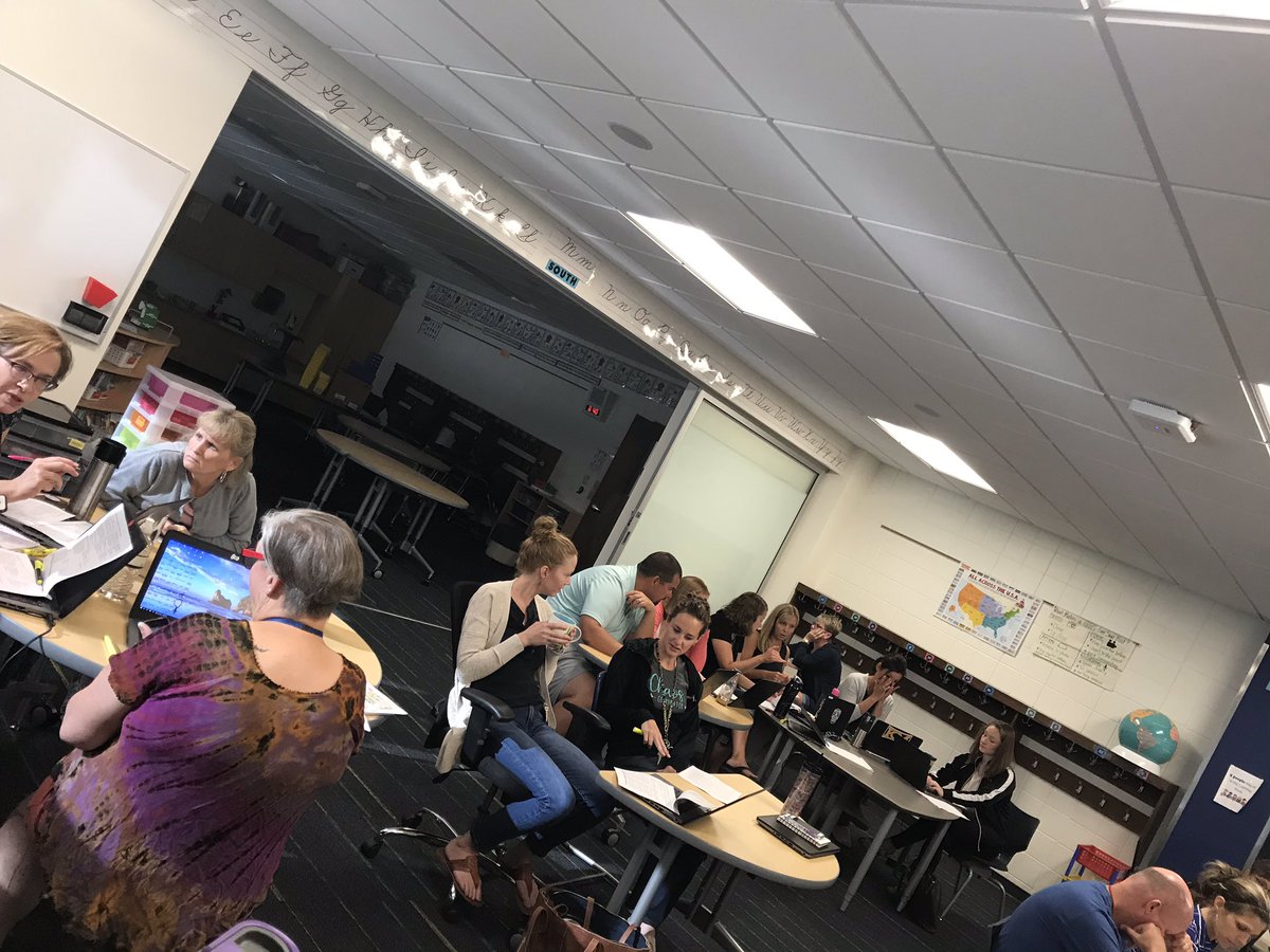 Teachers are back and learning together!  #BetterTogether  #MageeRocks <a href="/kmdistrict/">Kettle Moraine SD</a> #KMProud