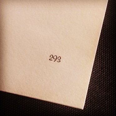 JoeyJonesWriter's tweet image. There are 293 pages in THE DATE NIGHT JAR story! Valerie Keen Styron is the WINNER!!! Many of you guessed a really close number, but Valerie&apos;s dart hit the bullseye!

#pagenumbers #contest #howmany #pages #guess #thedatenightjar #bookrelease #newbook #newnovel #premier #datenight