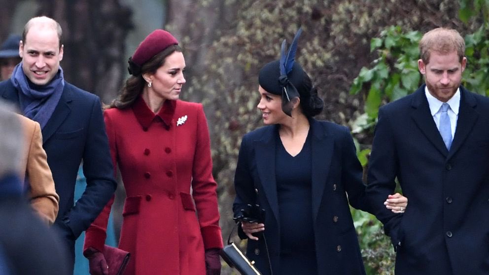 Iromg's tweet photo. Oh dear. Cutting ties, literally - William and Kate remove Harry and Meghan from charity name
https://t.co/9X3DnsKT41 https://t.co/xlCQvKgXCw