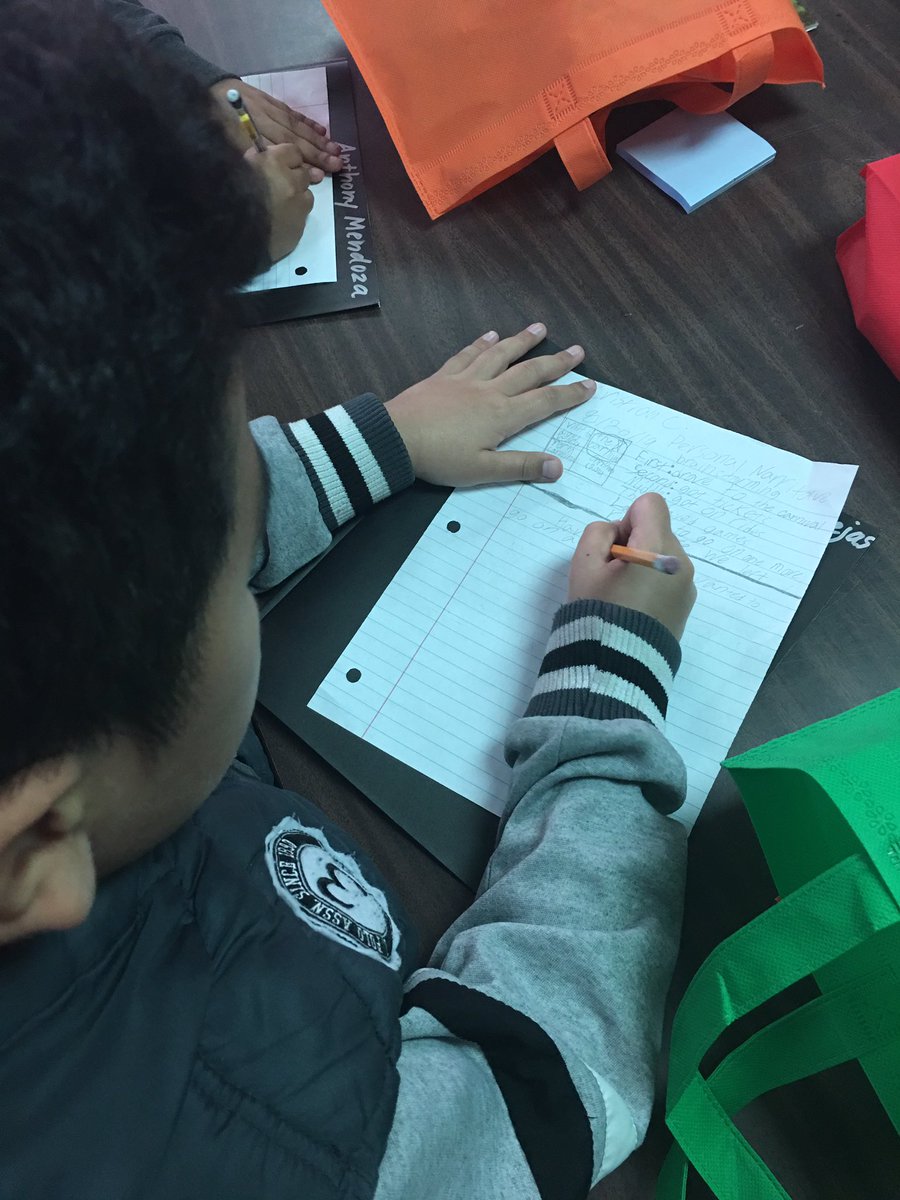 cmmonson1's tweet photo. @CarmichaelAISD These fifth graders are awesome writers!! @5thCarmichael #personalnarrative #introduction #hookyourreader https://t.co/yAWK14BtLP