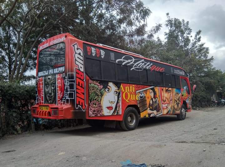 Antique...the return....route 3560..Asila customz...#StreetArt #Art #Graffiti #graffitigram #graffitiart #TuesdayThoughts #streetphotography #streetphotographyisArt #TembeaKenya #Magicalkenya #Nairobi #Matatu #matatuindustryreborn