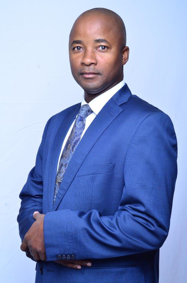 NationBreaking's tweet photo. PRESIDENT KENYATTA appoints Stephen Masha as the acting Controller of Budget for a period of 90 days starting today. https://t.co/dZ6QsKgN6u
