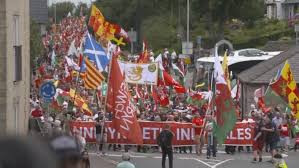 LloydCymru's tweet photo. We will not stop marching, leafleting, stickering and tweeting until we win independence from Westminster. We need to make people realise that independence is the only way forward for both Wales and Scotland! #IndyWales #Annibyniaeth #DissolveTheUnion https://t.co/uGbK3uk80l