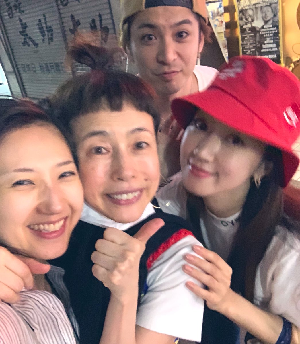 松村沙瑛子 على تويتر 先日の仙台公演後の夜 みんなで決起会 大好きな 久本雅美 お姉さまと 今回初共演のステキなお二方 平田裕一郎 クンと 桑名里瑛 チャンと 蘭 8月31日松戸公演 9月1日立川公演 みなさまお楽しみに チームワーク抜群です 松村沙瑛子 على تويتر 先日の仙台公演後の夜 みんなで決起会 大好きな 久本雅美 お姉さまと 今回初共演のステキなお二方 平田裕一郎 クンと 桑名里瑛 チャンと 蘭 8月31日松戸公演 9月1日立川公演 みなさまお楽しみに チームワーク抜群です