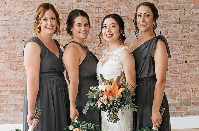 Shop_BridesMade's tweet photo. "The dresses were great -they were affordable and looked beautiful. Also my bridesmaids were happy that they don’t have a random dress hanging in their closet -renting a dress is so much better for the environment."

-Krista on the best part of using BridesMade💖

📷Hannah Pavan https://t.co/xEXUn213T2