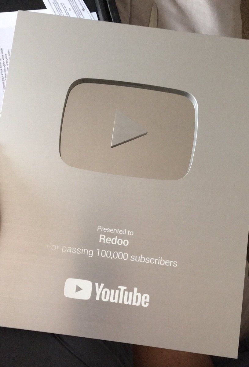 redoo_jd's tweet photo. So... I received my trophy for surpassing 100k subscribers. I never thought in my wildest dreams I would get a trophy like this, with my name on it. Thank you so much for everyone who believed in my work, I don’t have much words to say now. Just thank you.❤️

-Redoo https://t.co/v2Op7BWu53