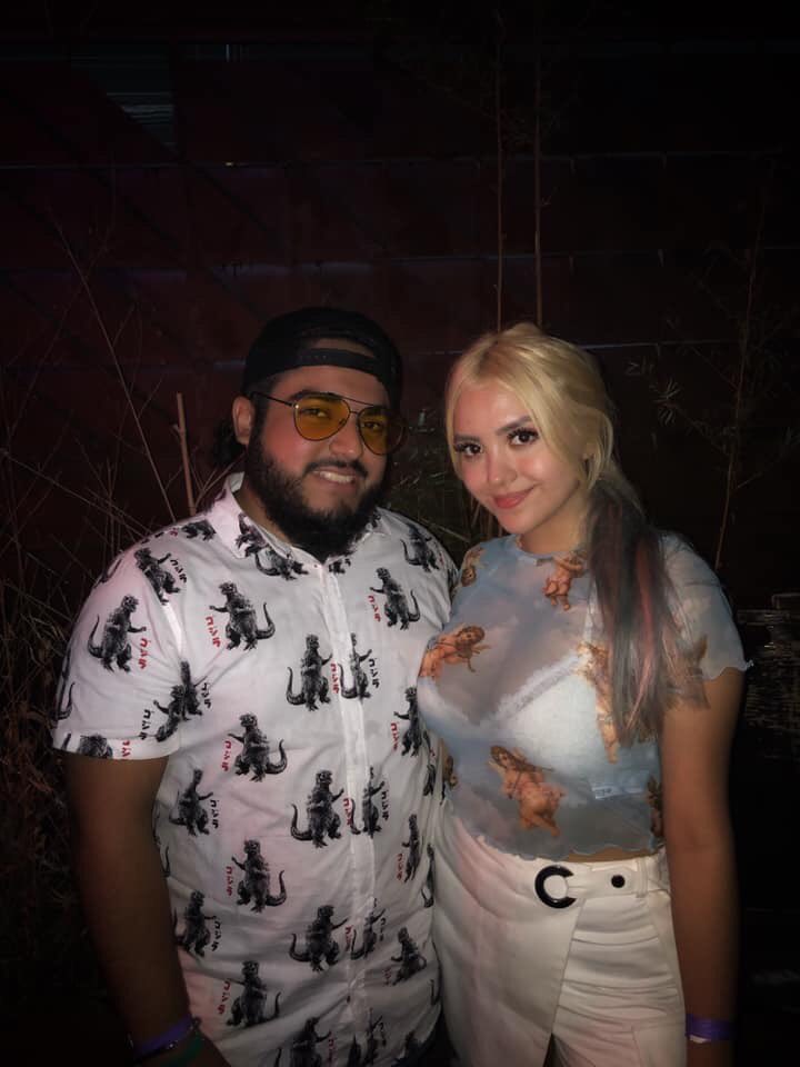 zokee_t's tweet photo. Eres super linda persona @arigameplays uwu
OpenGG Twitch After Party, thanks pablo boi 💜
👾 #zokeet #twitch #mixer #stream #streamer #opengg #gamer #gaming #gamingnight #gamingforlife #instagaming #gamingaddict #xboxlive #mixergamer #gamerforlife #gamersofinstagram https://t.co/nEcYsoSlKF