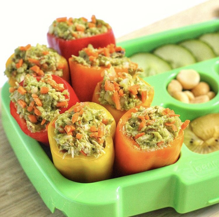 Mission_Produce's tweet photo. No Mayo Chicken Salad Stuffed Sweet Peppers: #healthy and kid-approved! 👧👦🌶🥑💚💛 visit @raisingwhasians, in partnership with @produceforkids, for the full #BacktoSchool #recipe! 📝
#PowerYourLunchBox #LunchboxInspo #LunchboxInspiration #MissionProduce #MissionAvocados https://t.co/uwgPx1o8zP