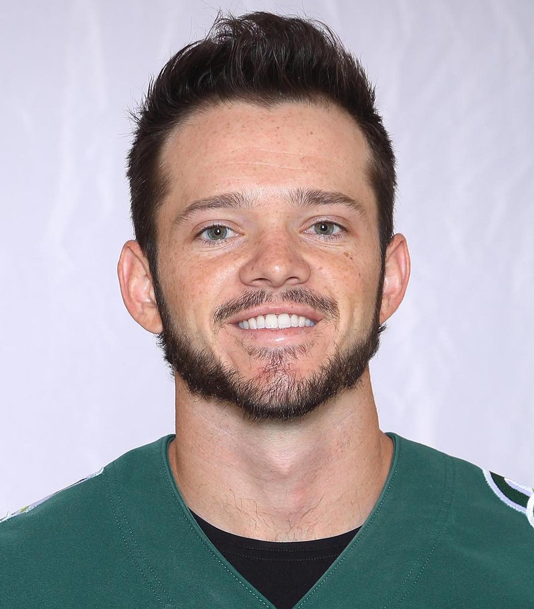 SU_Specialists's tweet photo. Today’s Specialist Shout Out belongs to @JonnyMessina, aka Jonny Cash. Known primarily for his juicy biceps and sweet mullet (not pictured), this man rocket scores on and off the field. When not dropping bombs, Messina epitomizes the definition of STUDENT-athlete. https://t.co/pPj1uU20AP