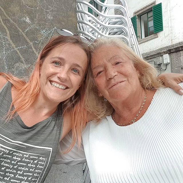 eibarconde's tweet photo. #Zorionaaaakkkk Madre,
hemos pasado juntas tantas cosas, lloramos y nos apoyamos en momentos tormentosos, reímos y celebramos en situaciones de alegría, es tan bonito verte sonreír y disfrutar, te has convertido en una hermosa viejecita, tan linda y dulc… https://t.co/0g9TGFHy8K https://t.co/X4HpylZUVX
