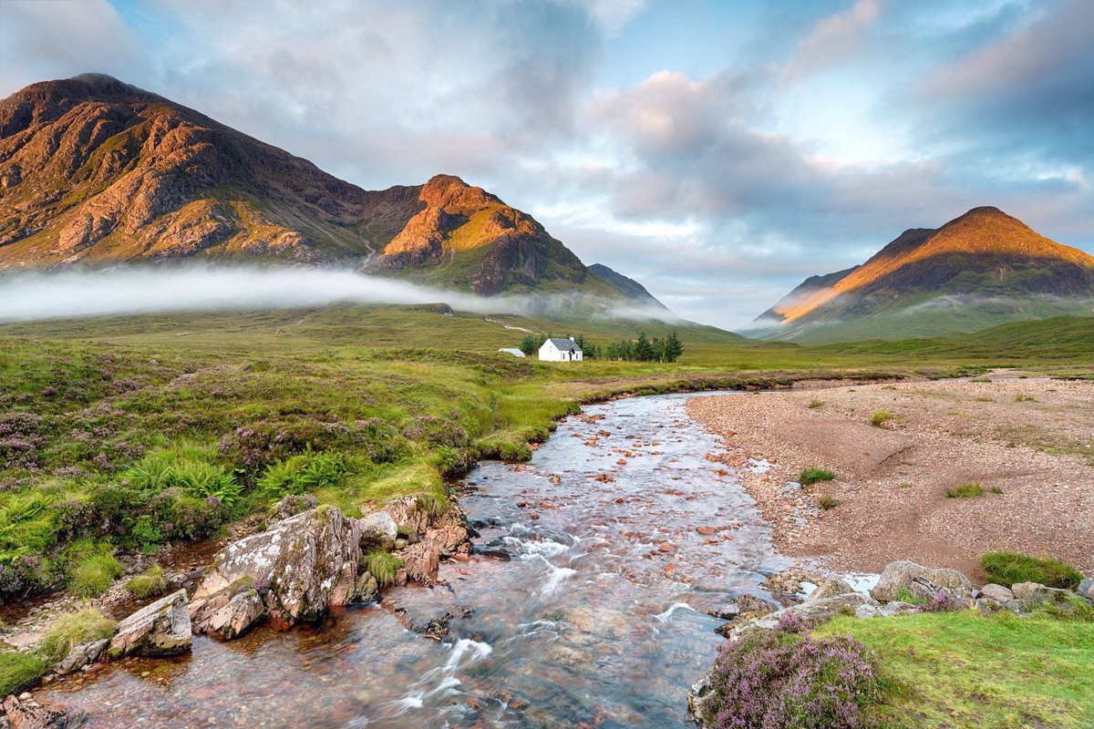 MagicalEurope's tweet photo. The mountains of #Glencoe in Scottish #Highlands are built from some of the oldest sedimentary and volcanic strata in the world. #Scotland https://t.co/xLG7hVDwgR