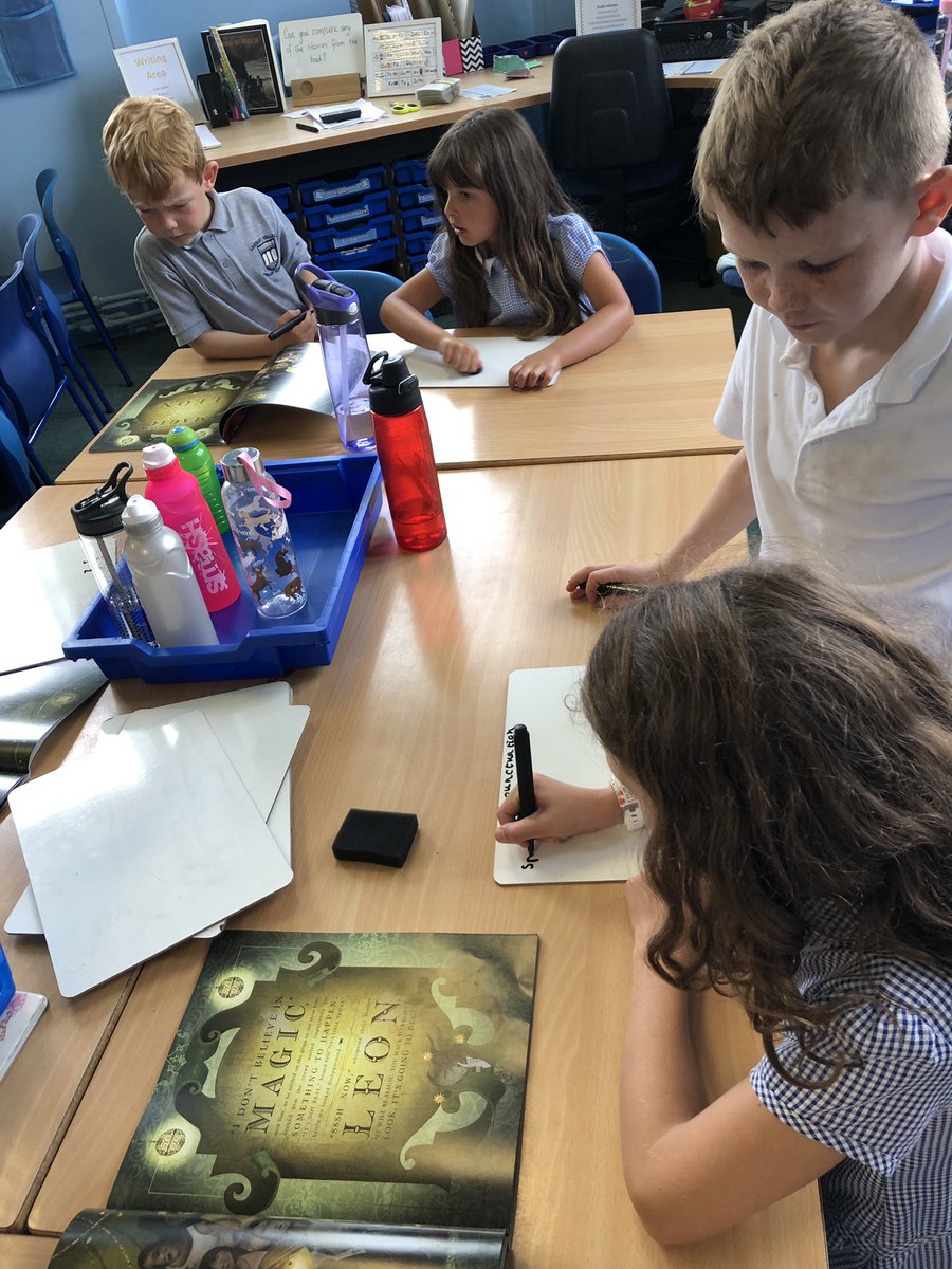 MissBrownLVPS's tweet photo. Punctuation detectives investigate Leon and The Place Between! #LVPSLiteracy #ThinkingReader https://t.co/tnnJgiHTss