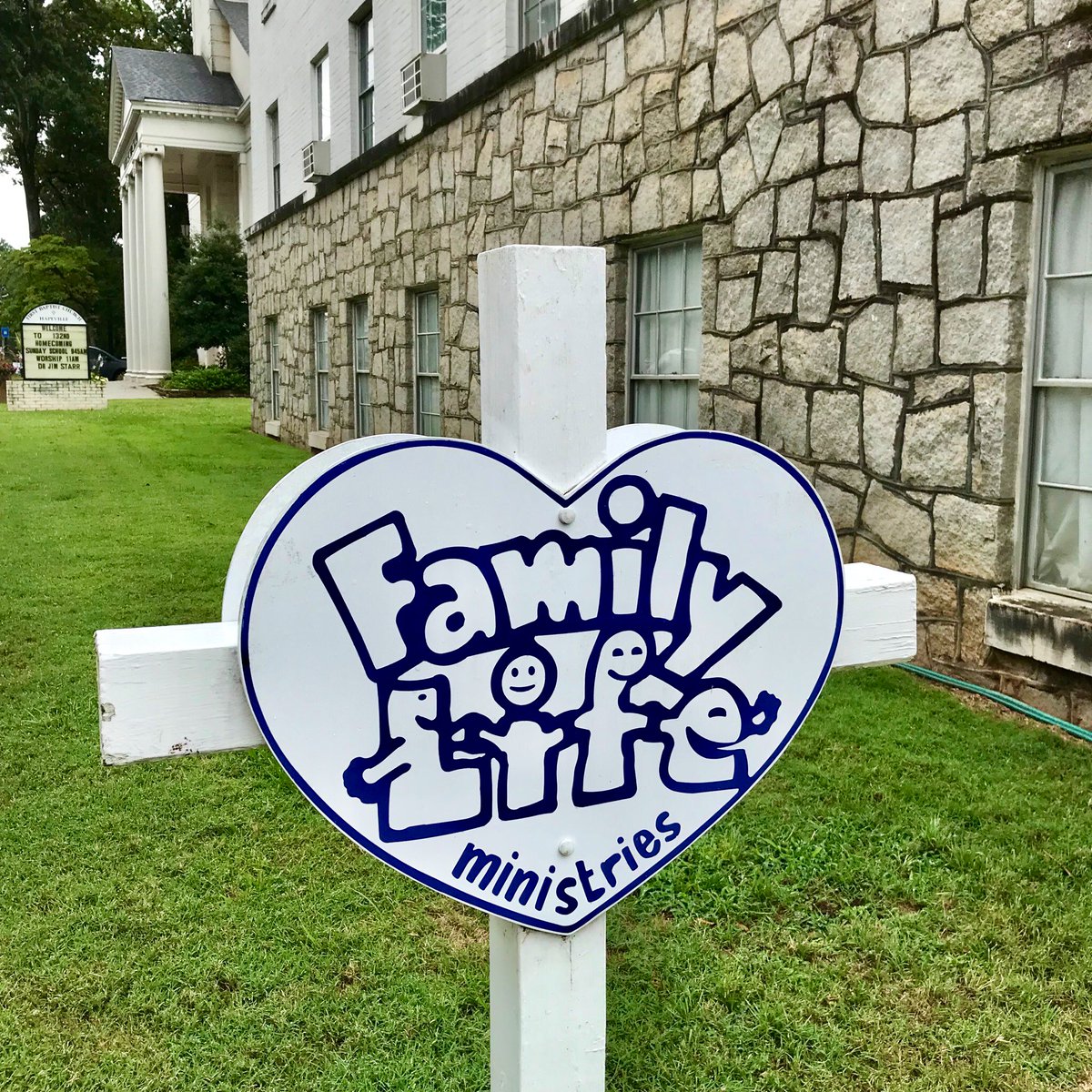 ATLAirprtRotary's tweet photo. Partnering with Family Life Ministries in Hapeville through a @Rotary Grant to provide toilet paper to those in need. @ATLAirprtRotary @WAServes https://t.co/30yJIEvsVd