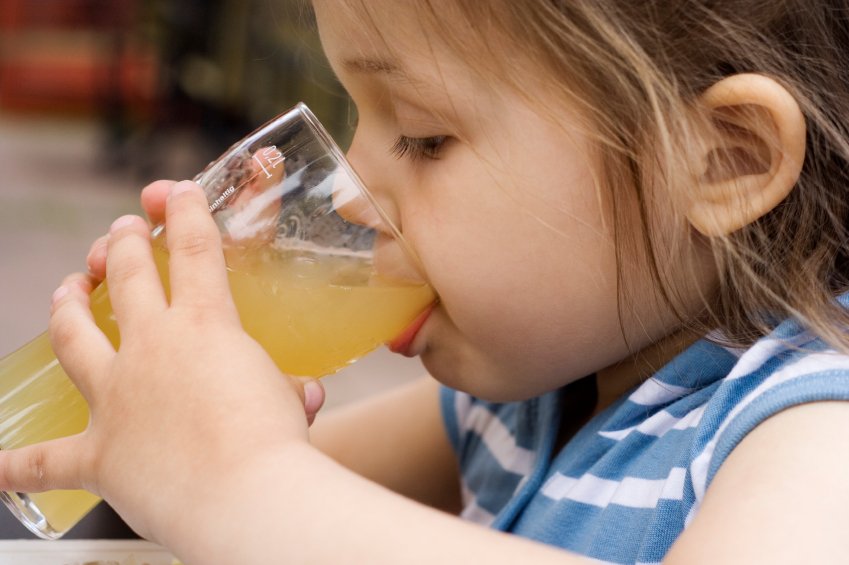 offgridnews's tweet photo. 5 Easy Steps To Making Homemade Apple Juice - https://t.co/0EDy37fXPj https://t.co/lhCXyLayYf