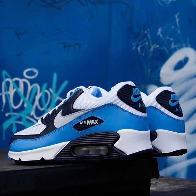 nike air max 90 essential unc