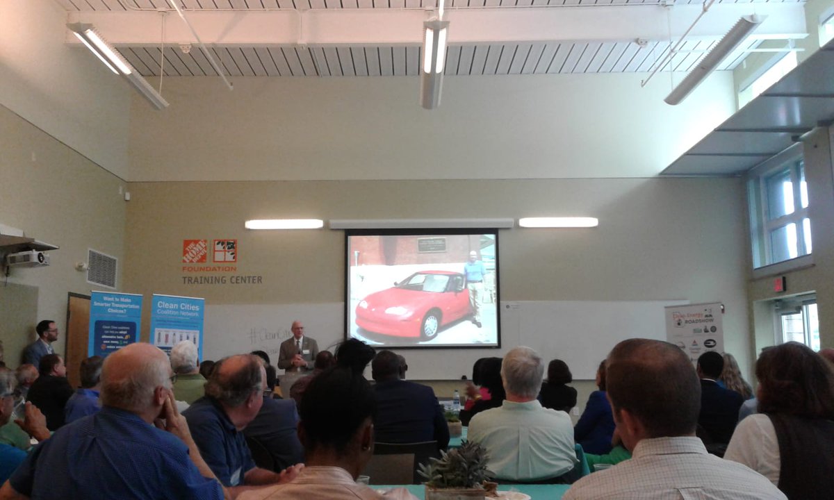 CleanCitiesGA's tweet photo. In case you didn't know our #CoCoordinator @defrancis2 loves a red #EV!
#CleanCitiesGA #CleanCities25 https://t.co/JMesd3vvAA