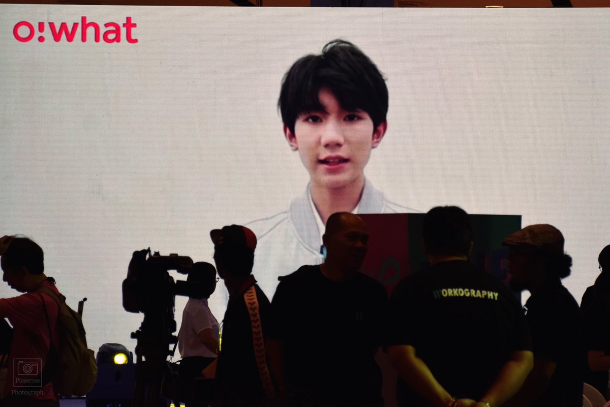 I_AM_PIMMIE's tweet photo. #TFBOYS ก็มาเด้อออออ #PicseriesPhotograph #owhatthailand #OWhatTH (วนคนละ 2 รอบ ยกเว้นน้องเชียน วน 3 รอบเลย) https://t.co/IekkEKFX7v
