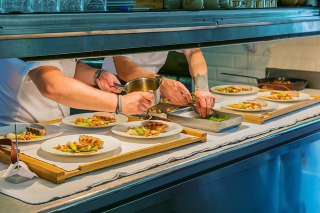 Le 26 Septembre prochain, découvrez le Dîner à quatre mains avec <a href="/XavierBurelle/">Xavier Burelle</a> &amp; @BenjaminCollombat. 
On September 26, enjoy a four hands dinner with <a href="/XavierBurelle/">Xavier Burelle</a> &amp; @BenjaminCollombat.
Informations et réservations : +33(0)4 94 60 49 79 / reservationre… ift.tt/346tAdl