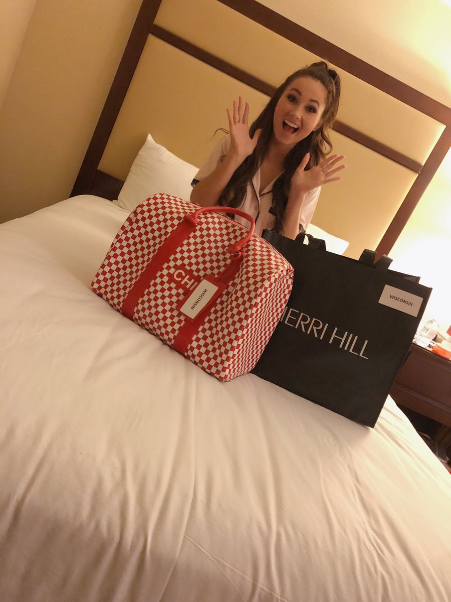 I have amazing sponsors 🤗 <a href="/sherrihill/">SHERRI HILL</a> <a href="/chihaircare/">CHI</a>