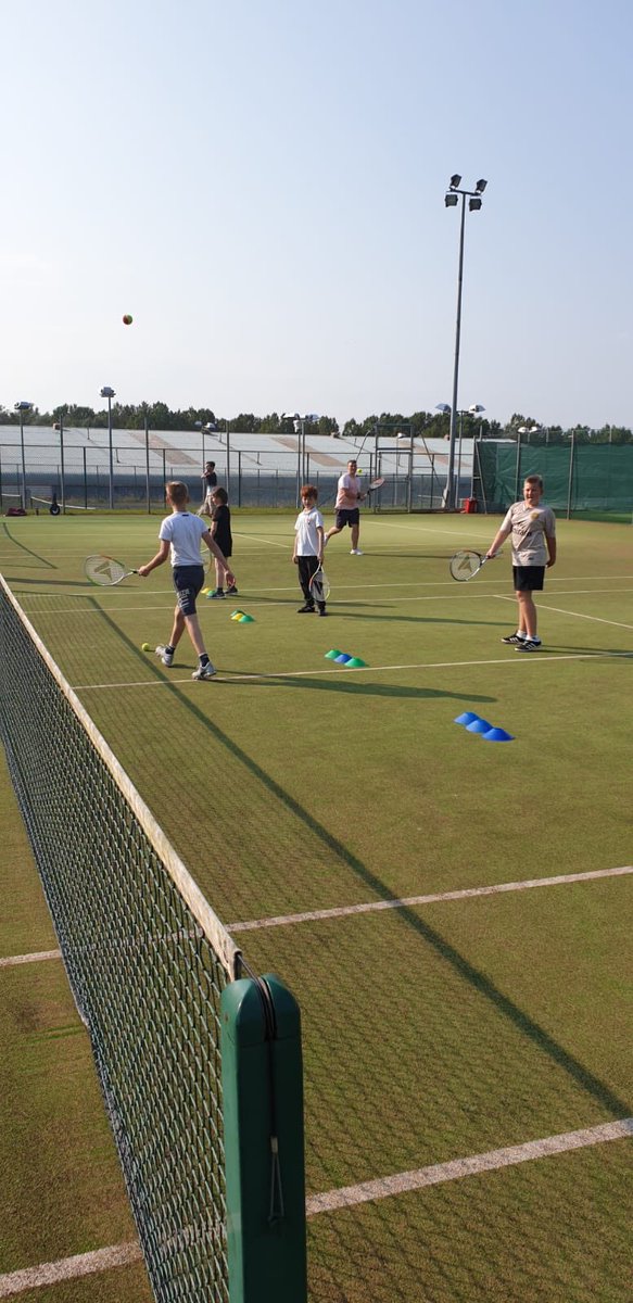 YouthAlmighty's tweet photo. Young people enjoying activities at Silksworth Tennis Centre! #TFServes #tennis https://t.co/FyBd1OIU4I