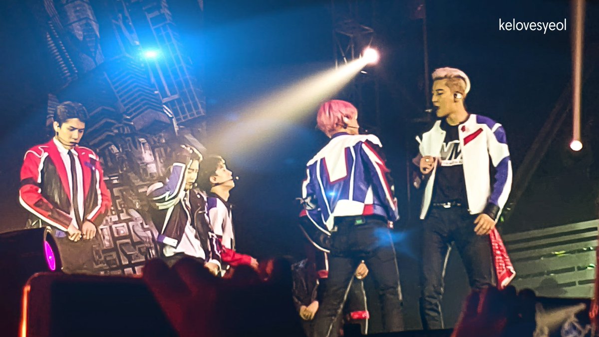 kelovesYEOL's tweet photo. #ChanBaek ❤ #EXplOrationInMNL
#찬벅 @weareoneEXO https://t.co/RBrYflmRPu