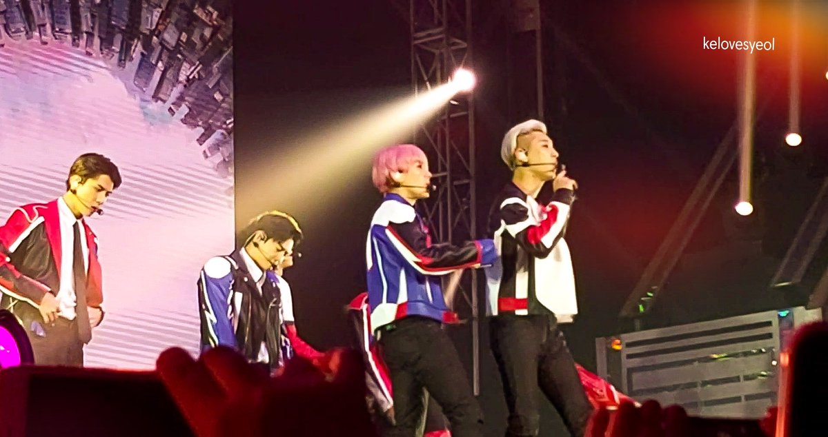 kelovesYEOL's tweet photo. #ChanBaek ❤ #EXplOrationInMNL
#찬벅 @weareoneEXO https://t.co/RBrYflmRPu