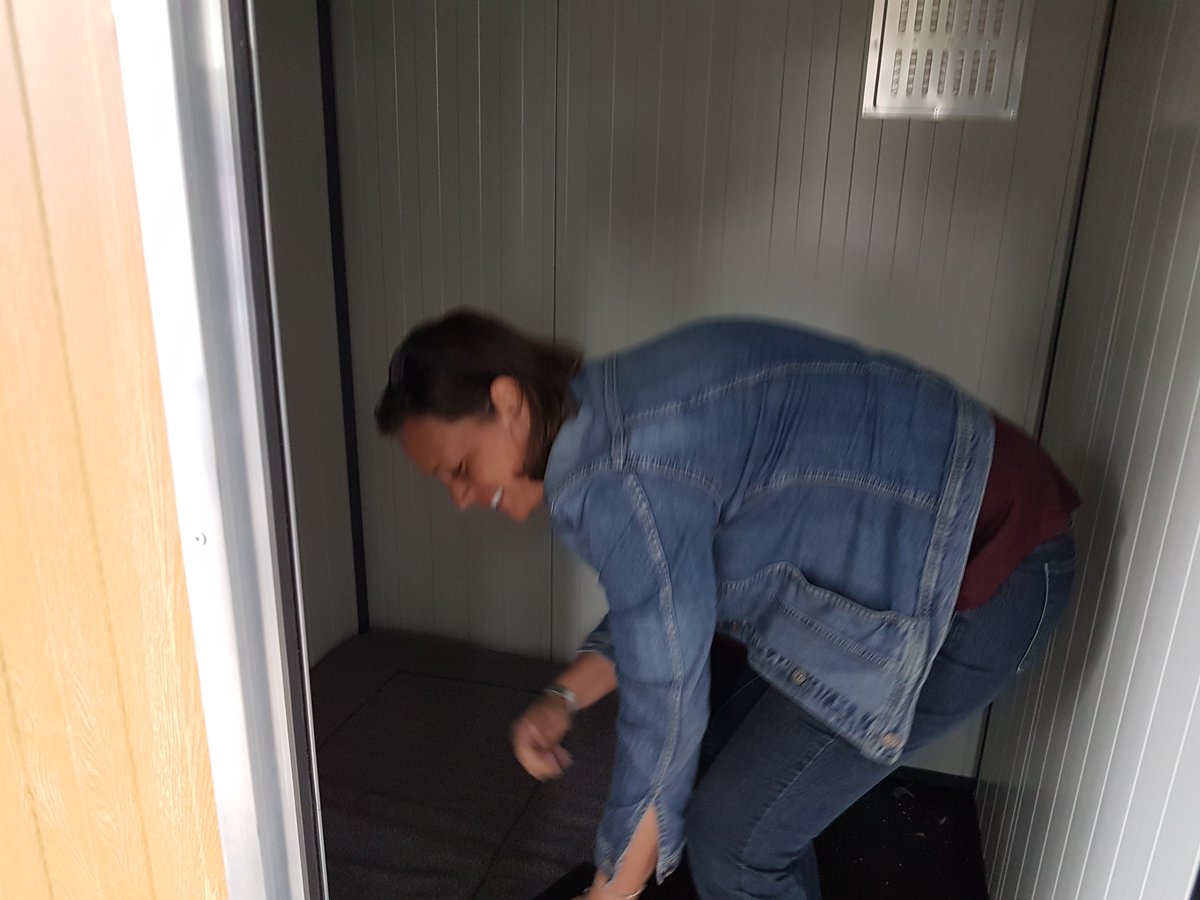 SpinMcr's tweet image. Beds arrived for @streetpawsvet Kennels at Spin, excited to get them open n full, no more does a street dog owner have to make the heart breaking choice of the dog or a bed.#endhomelessness