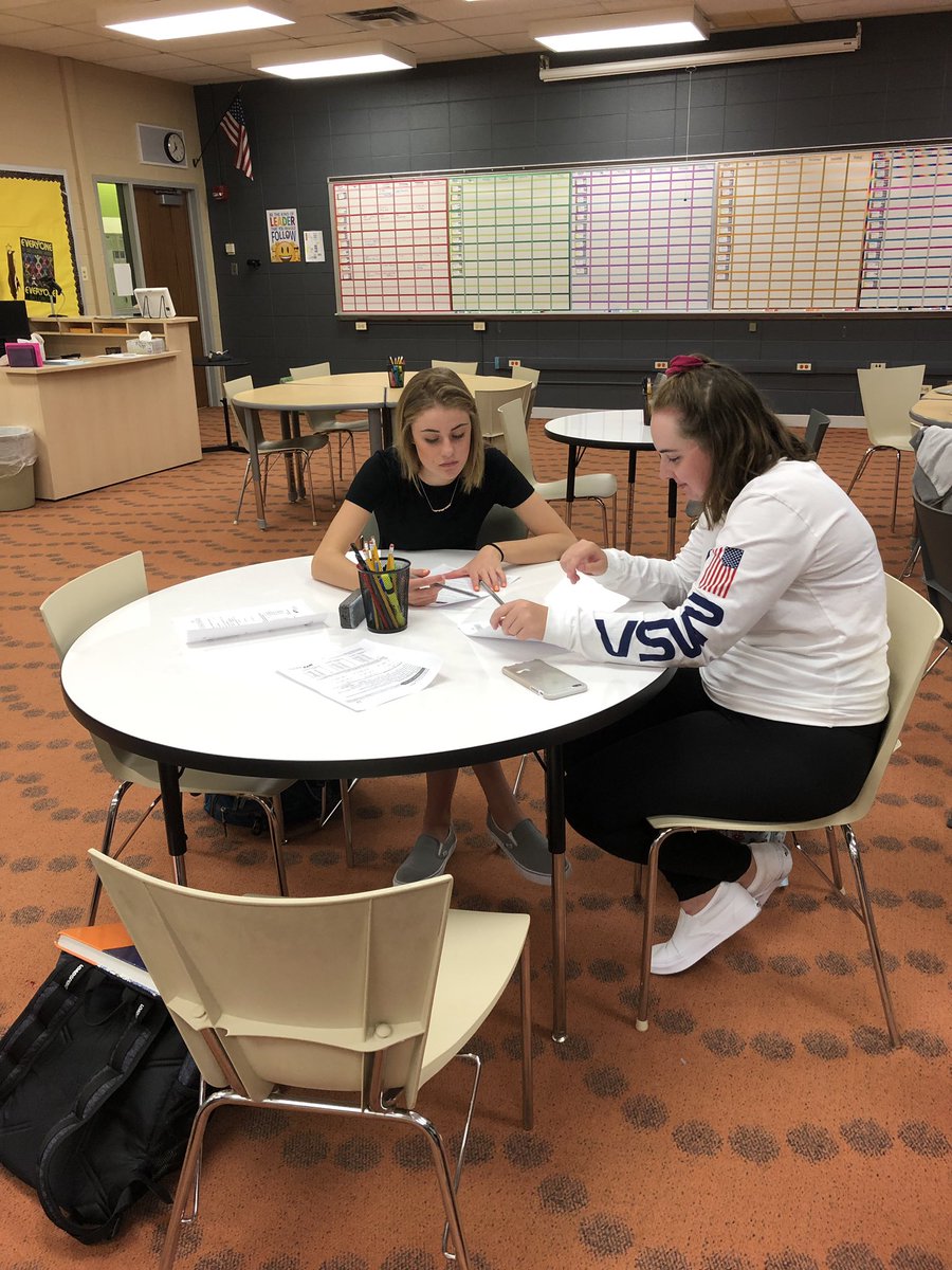 TheCenterVJA's tweet photo. I’m an English teacher. I dont do math, but our tutors do! Returning tutors pair with our newbies to practice math tutoring strategies. Opening day this Thursday! https://t.co/9PZOcMTL5b
