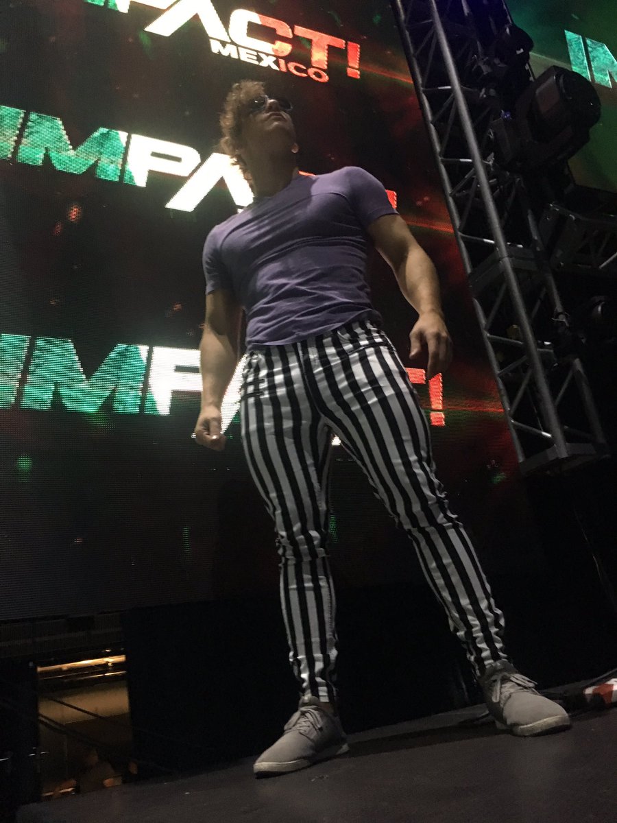 The air was very thick @IMPACTWRESTLING Mexico tapings. 

But I was thicker. 💜♠️💙🎭

#OneTrueAce #ExtraBeefaroni #UltimateAce #AceDivision #AcesUp #GrindAndShine #SelfMade #ProfessionalWrestling #ForOurByOur #PurePoetry #MakingTowns #WorldTraveling #InternationalAce
