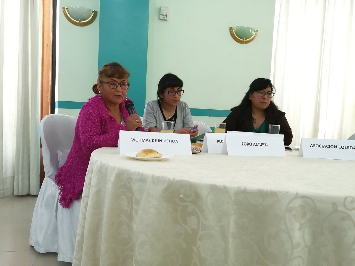boliviana_de's tweet photo. Foro Político de Derechos Humanos con Candidatos por #Oruro 2019 debatiendo Derechos #LGBTI, #Aborto, Educación Sexual Integral, Feminicidios, Violencia y Estado Laico
#AsociacionEquidad
Plataforma #DerechosAquiyAhora
#Coalibol #LGBTI https://t.co/lFQ85aZqnX