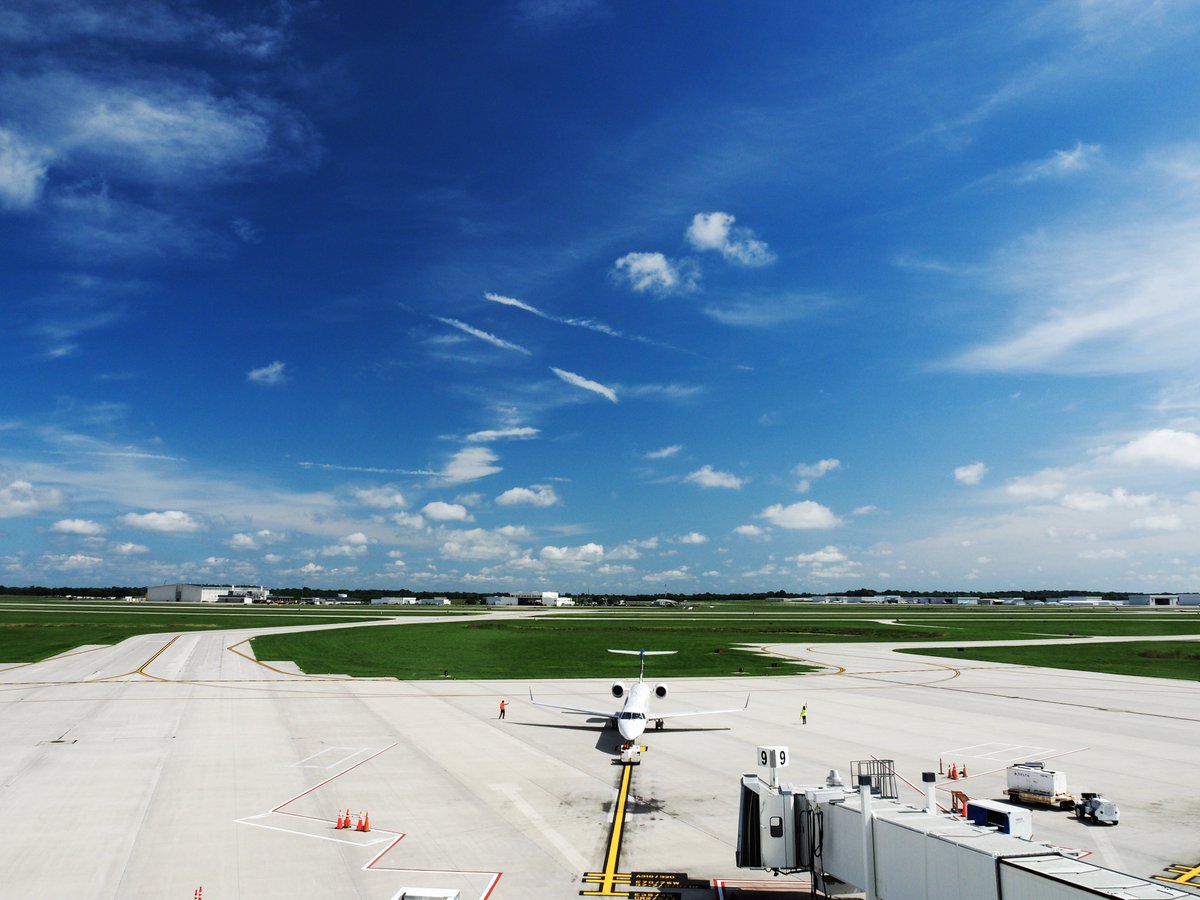 Blue skies ahead! July was busiest month in SGF history: 125,473 passengers.

– If growth rate holds 2019 will have 1.2 million passengers, an all-time record.

– Passenger numbers +47% since 2011.

Thanks to everyone for making this growth possible! #sgf #springfieldmo #417land