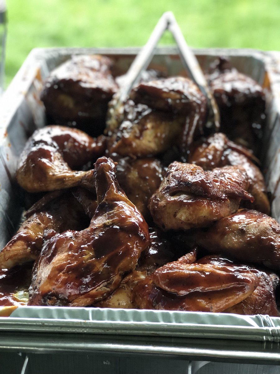 Getting excited now for Canada’s Largest <a href="/Ribfest/">Ribfest</a> this Fri-Mon! Got a sneak peek today at lunch with their media launch. Delicious chicken and ribs from <a href="/Camp31BBQ/">Camp 31 BBQ</a> 😋 See you at <a href="/SpencerSmithPk/">SpencerSmithPark</a> this weekend! #BurlON