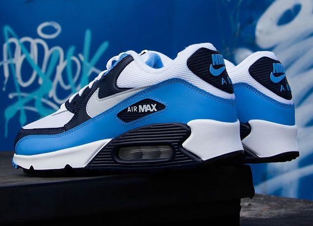 unc air max 90